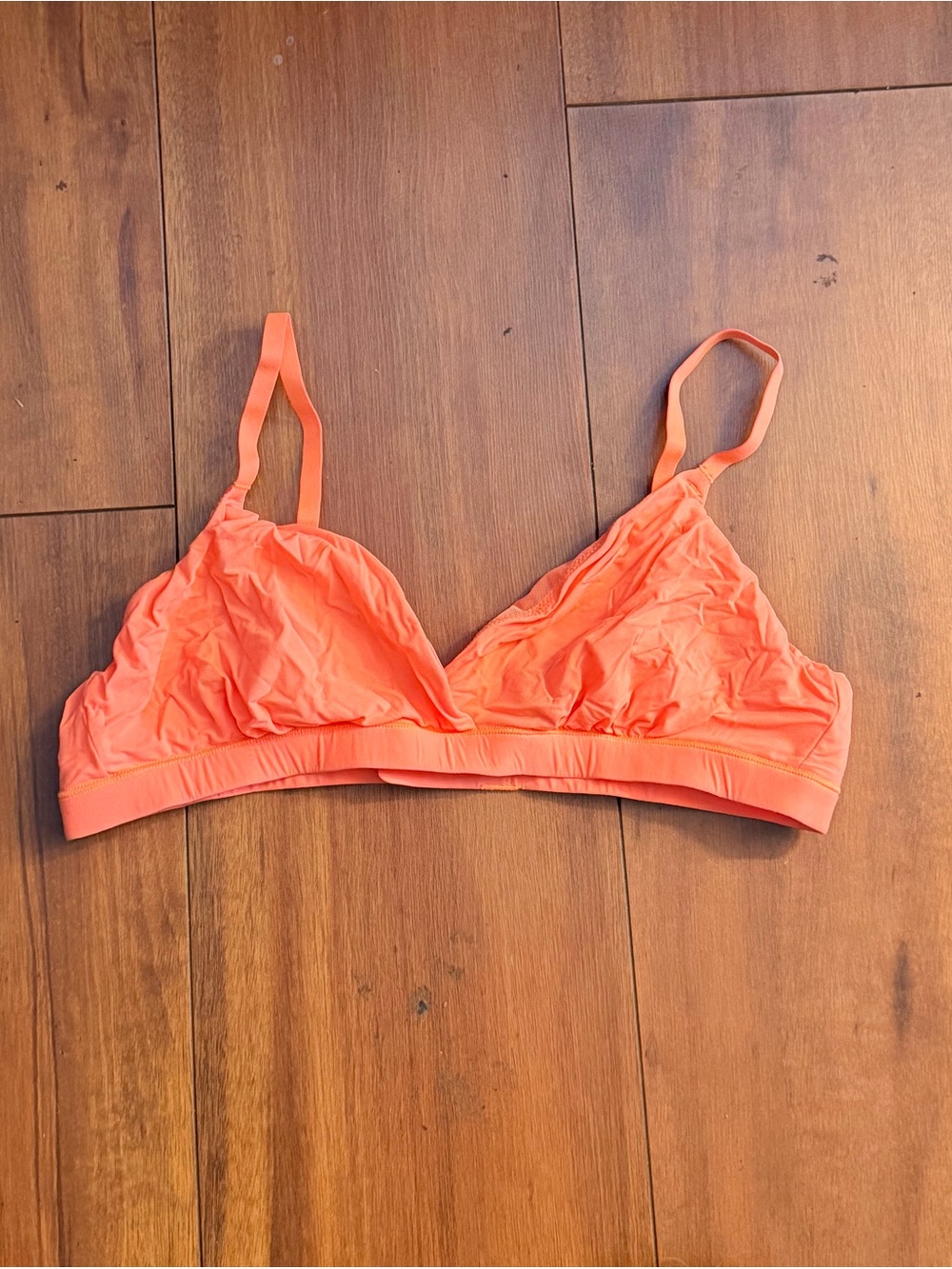 SKIMS Wireless Triangle Bralette - Bright Orange